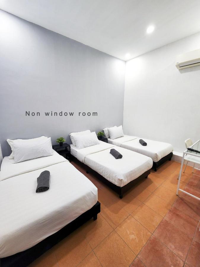 Gurney Coast Guest House By Sky Hive George Town Exterior photo